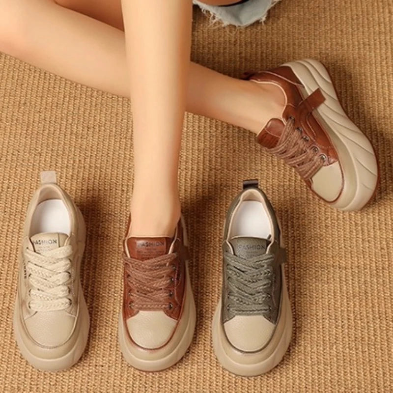 Adidașii Martins cu talpă înălțată