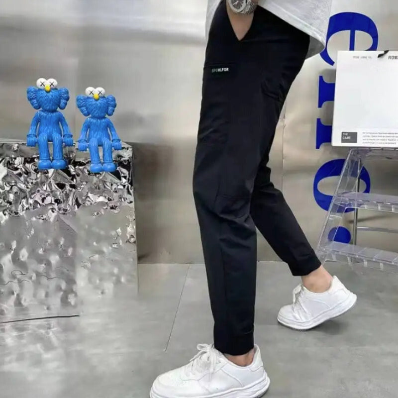 Άνετο cargo παντελόνι με μεγάλη δυνατότητα αποθήκευσης